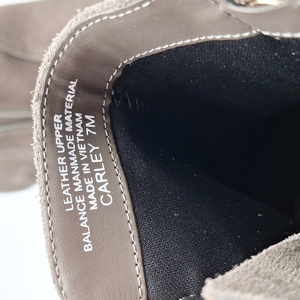 Violet & Red Carley Sz 7 Women's Zip up Bootie Heels - Picture 5 of 12